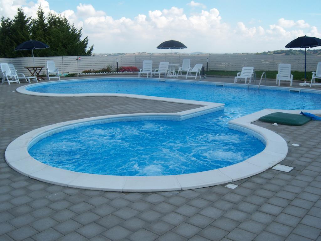 Agriturismo Lo Sgorzolo 페르기네 발수가나 외부 사진