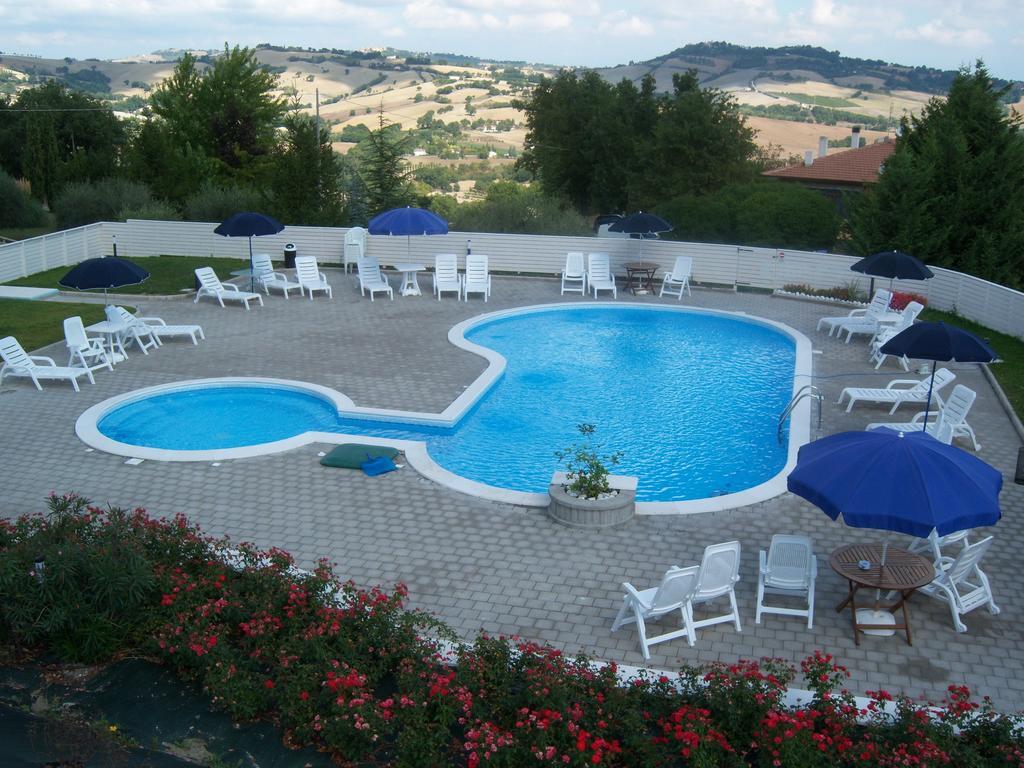 Agriturismo Lo Sgorzolo 페르기네 발수가나 외부 사진
